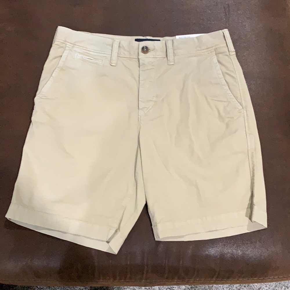 American Eagle Cargo shorts
